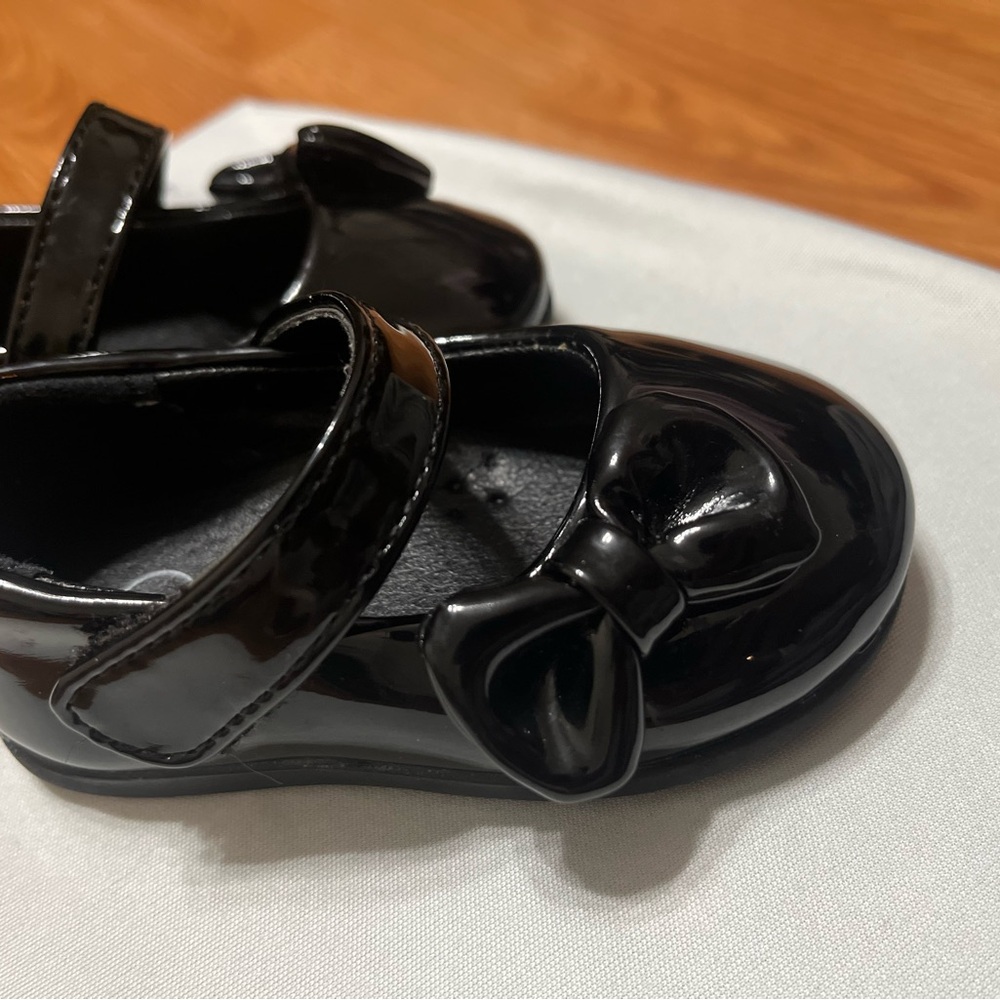 Black Patent Leather Kids Shoes with Bow